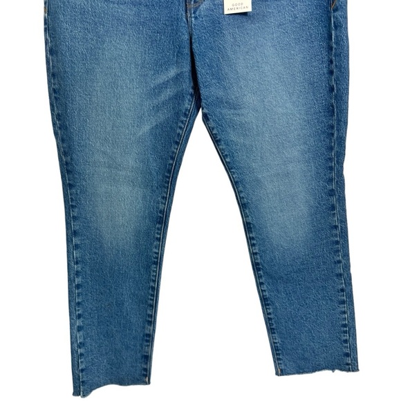 NWT Good American Good Classic High Waist Raw Hem Jeans 10/30 - Picture 10 of 13